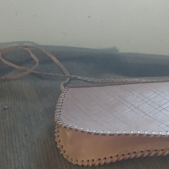 Gorgeous Vintage nwot leather purse - Picture 3 of 3